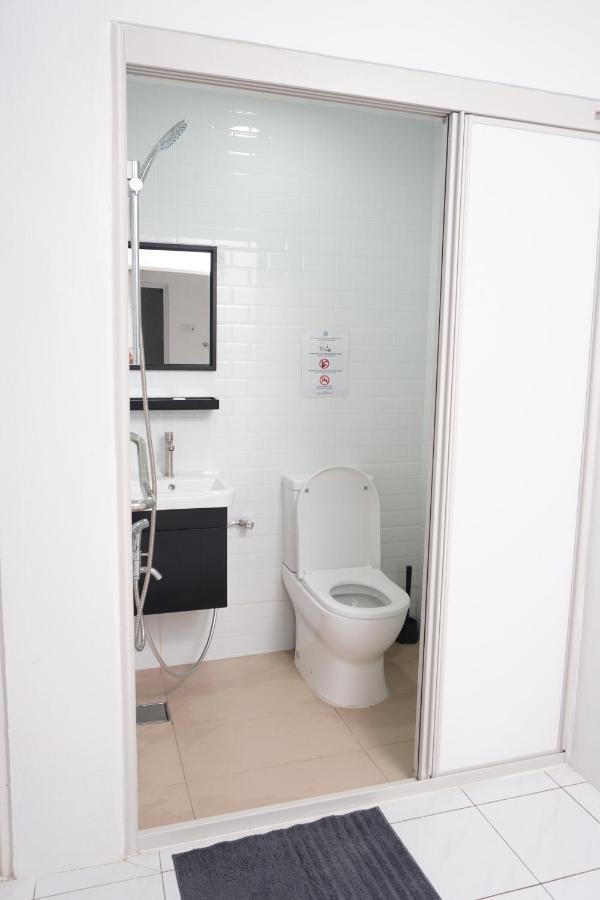 Beit Azzahra Private Pool Villa At Pantai Batu Hitam 关丹 外观 照片